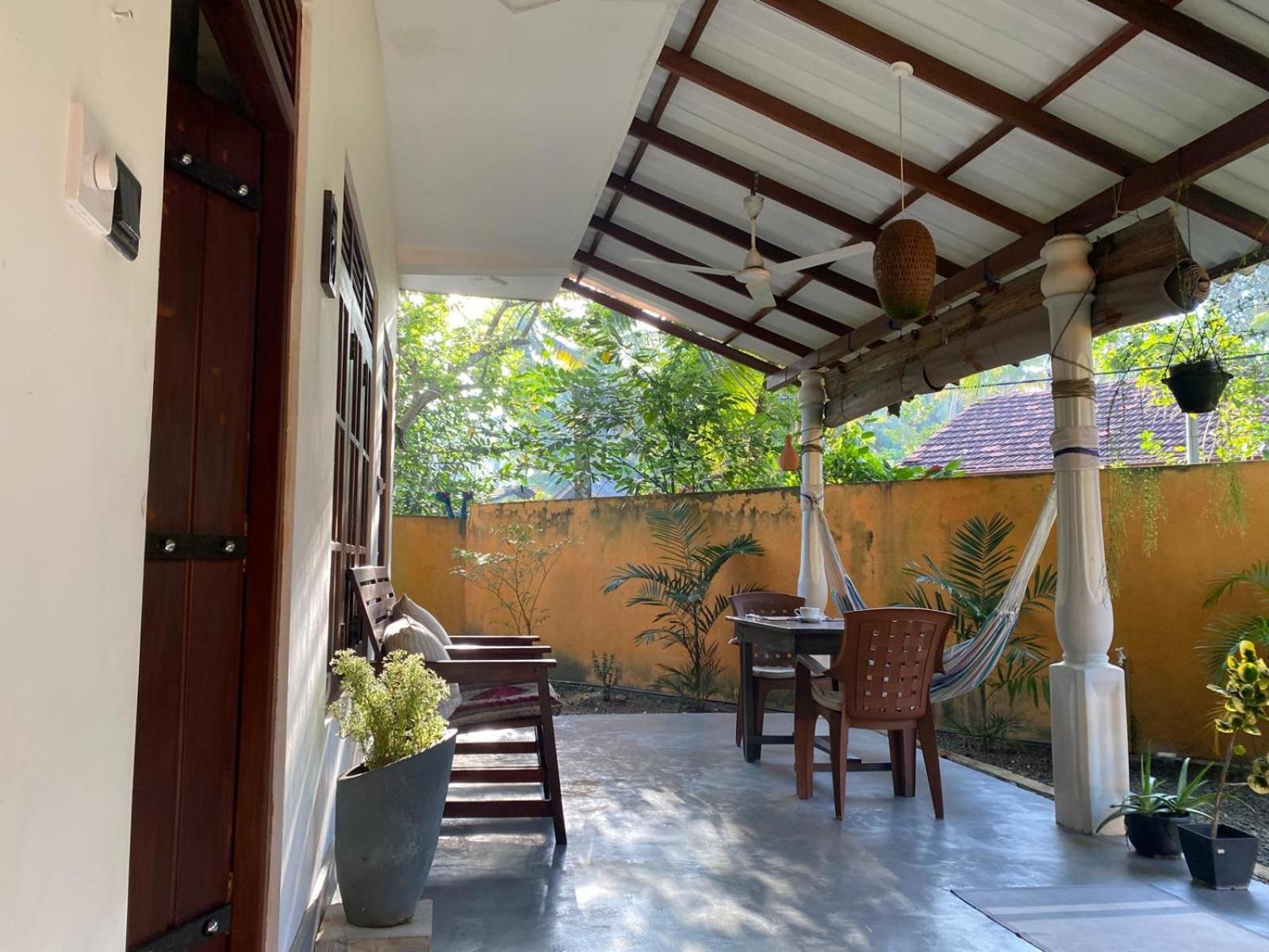 Villa Sun Rising Talpe Buitenkant foto